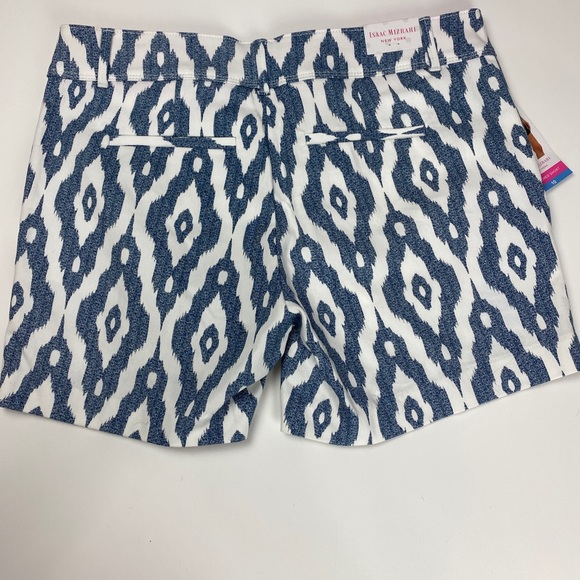 Isaac Mizrahi New York Dotty Print Short NWT 10 - Picture 7 of 7
